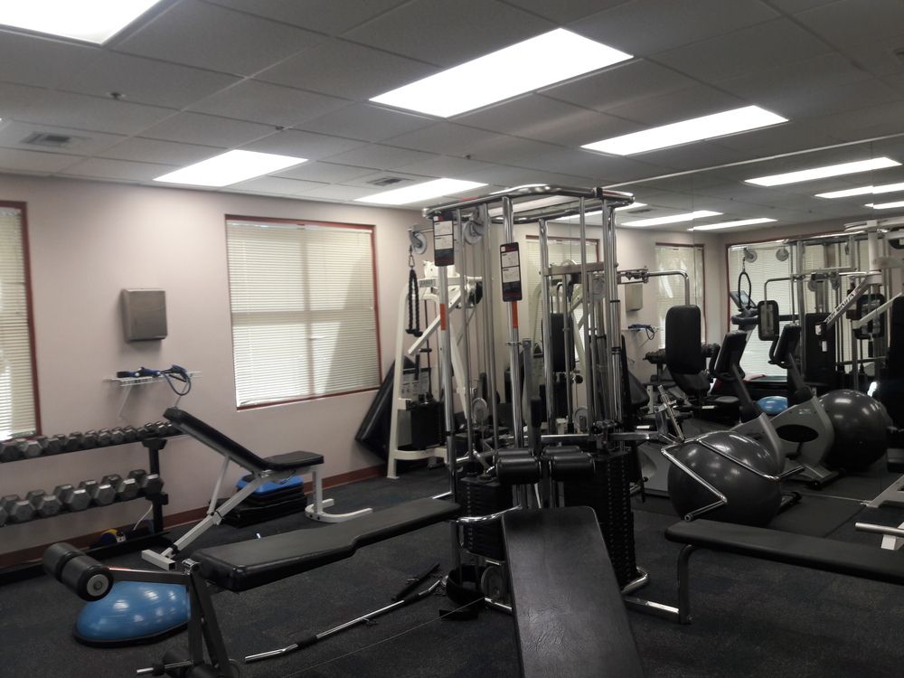 Live Oak Office Center: 2201 Cantu Court, Sarasota, FL 34232